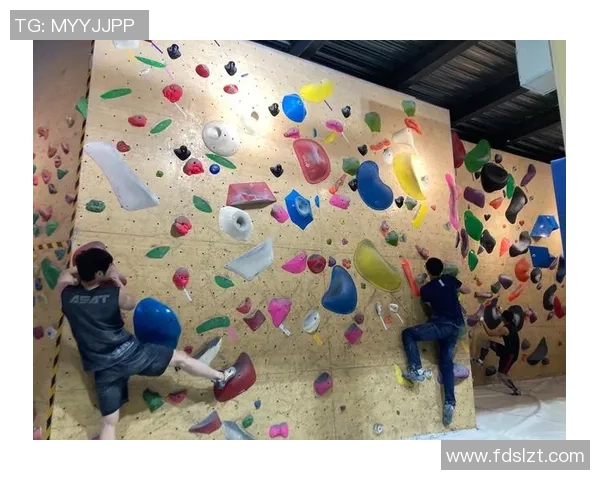 南京攀岩队在世界街舞大赛中的个人能力表现深度点评与分析